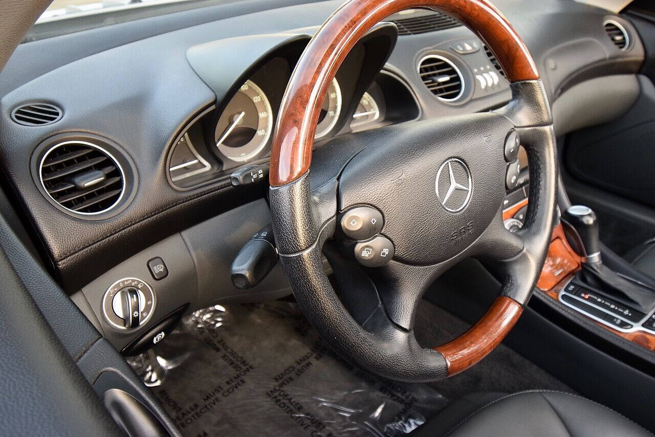 2005 Mercedes-Benz SL-Class 58