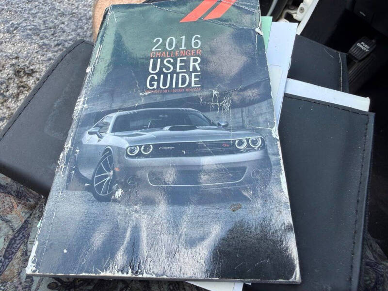 2016 Dodge Challenger SXT