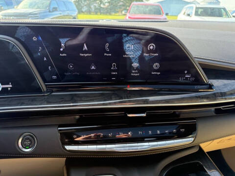 2024 Cadillac Escalade ESV Premium Luxury