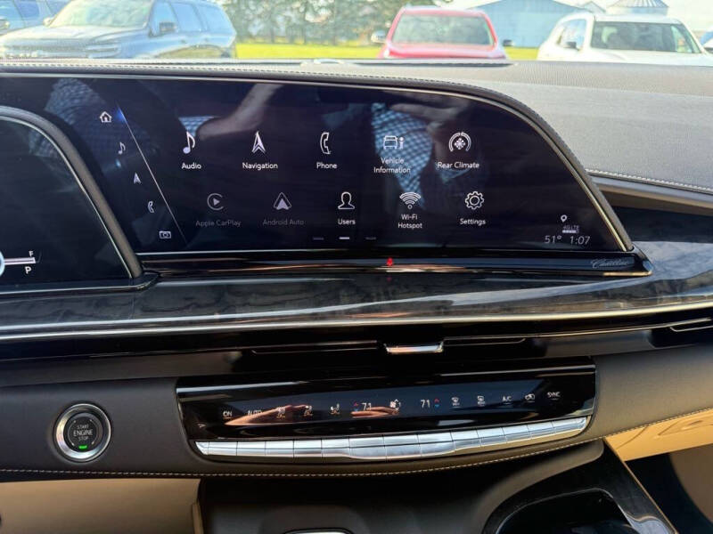 2024 Cadillac Escalade ESV Premium Luxury