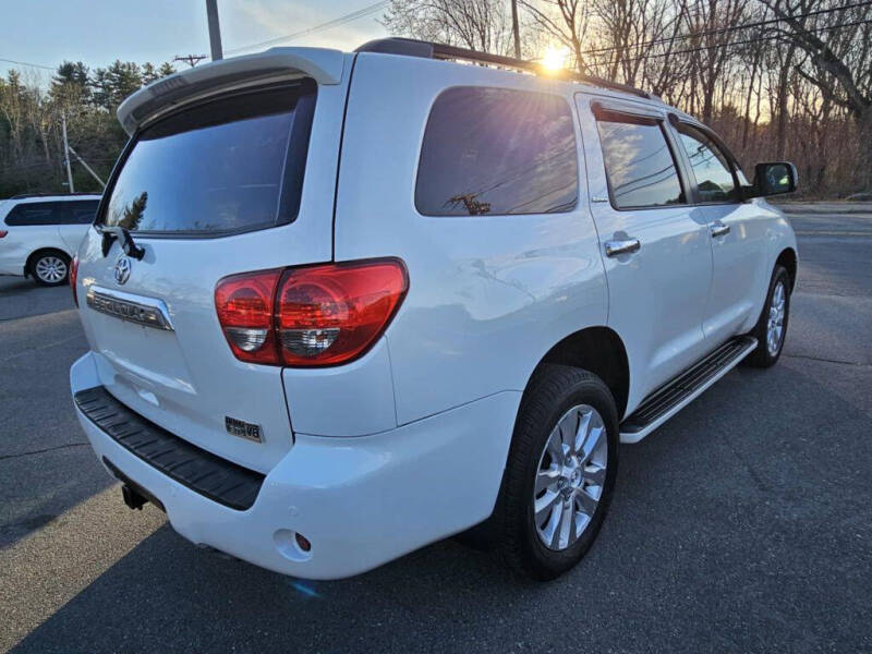 2011 Toyota Sequoia Platinum