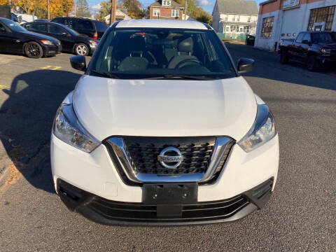 2020 Nissan Kicks S