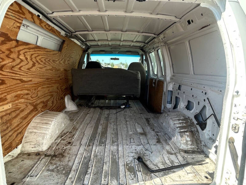2006 Ford E-Series