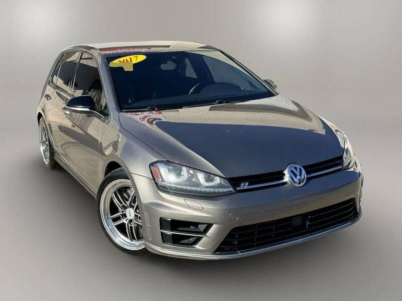 2017 Volkswagen Golf R 4Motion