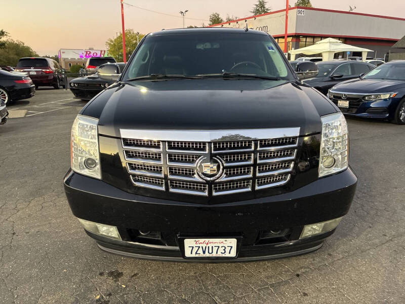 2010 Cadillac Escalade Premium