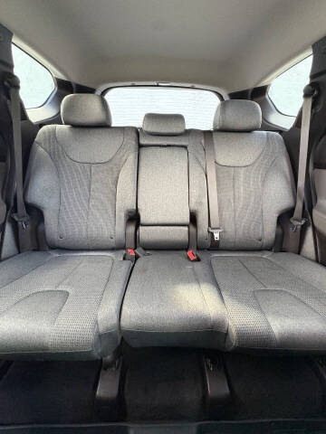 2019 Hyundai Santa Fe SE 2.4L