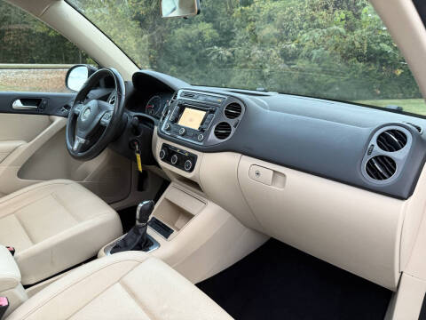 2012 Volkswagen Tiguan SE