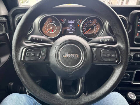 2023 Jeep Gladiator Willys Sport