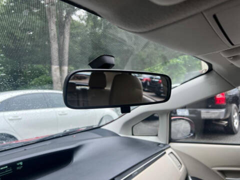 2011 Toyota Prius Three