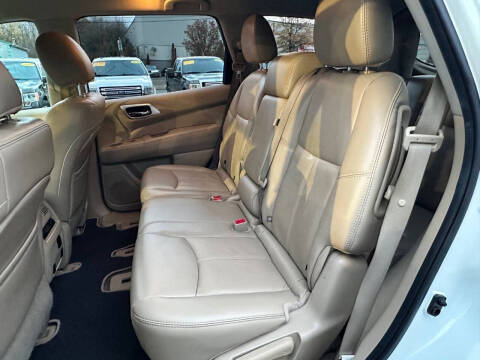 2015 Nissan Pathfinder SL