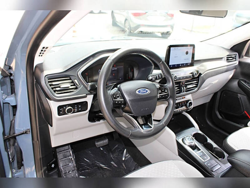 2023 Ford Escape Hybrid Active