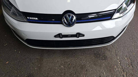 2016 Volkswagen e-Golf SE