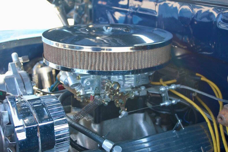 1946 Ford Super Deluxe