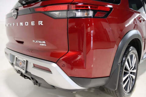 2022 Nissan Pathfinder Platinum