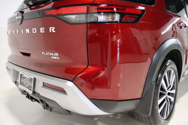 2022 Nissan Pathfinder Platinum