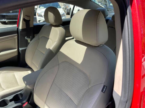 2020 Hyundai Elantra