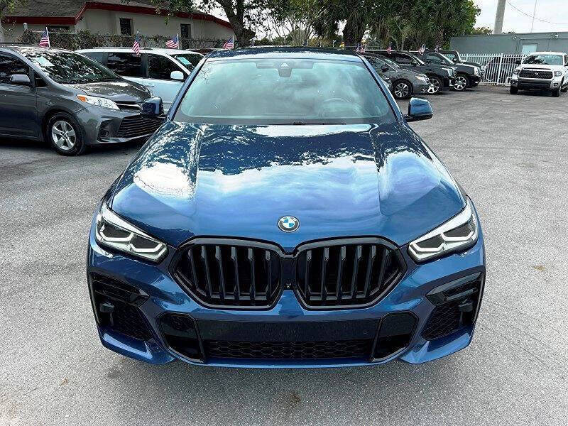 2022 BMW X6 xDrive40i