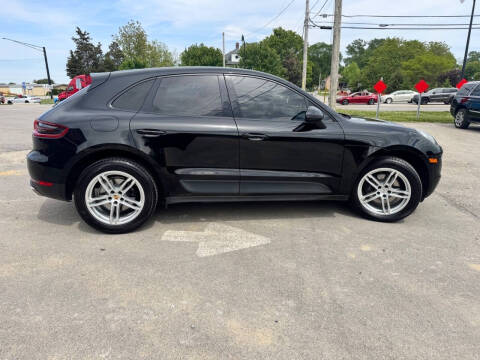2017 Porsche Macan