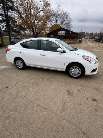 2018 Nissan Versa SV