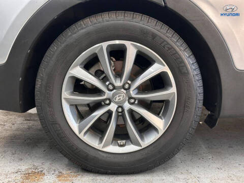 2018 Hyundai Santa Fe SE