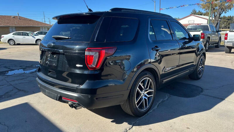 2018 Ford Explorer Sport
