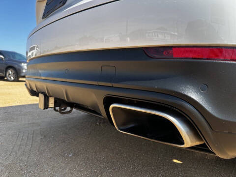 2022 Porsche Cayenne Platinum Edition