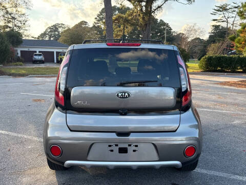 2018 Kia Soul +