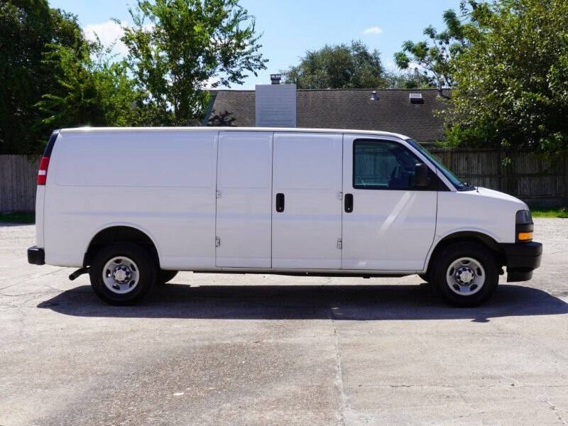 2021 Chevrolet Express 2500