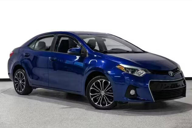 2015 Toyota Corolla S Plus's photo