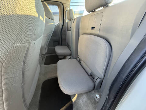 2017 Nissan Frontier S