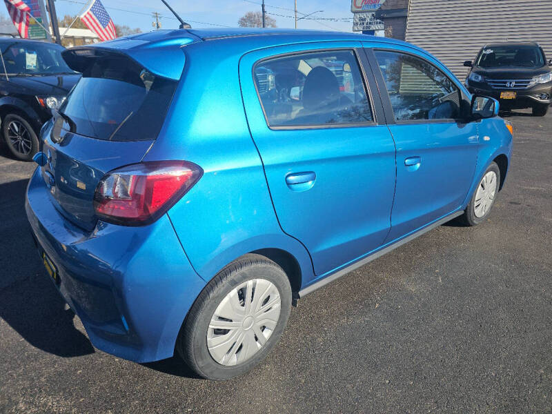 2022 Mitsubishi Mirage ES