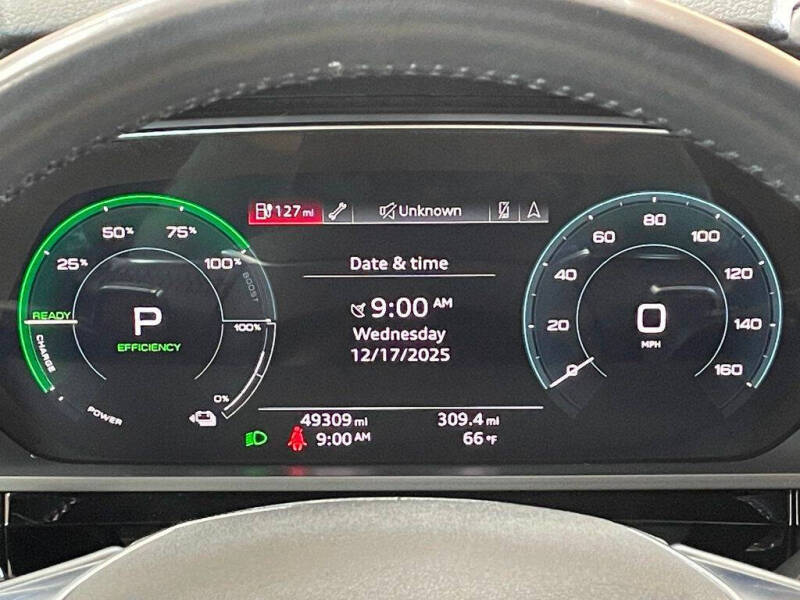 2019 Audi e-tron quattro Prestige