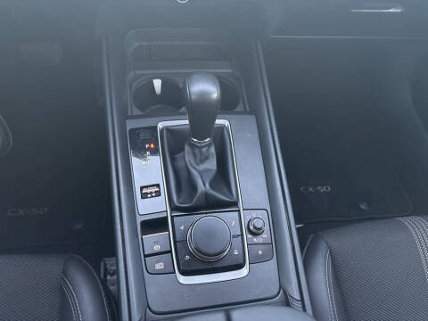 2024 Mazda CX-50 2.5 S Preferred