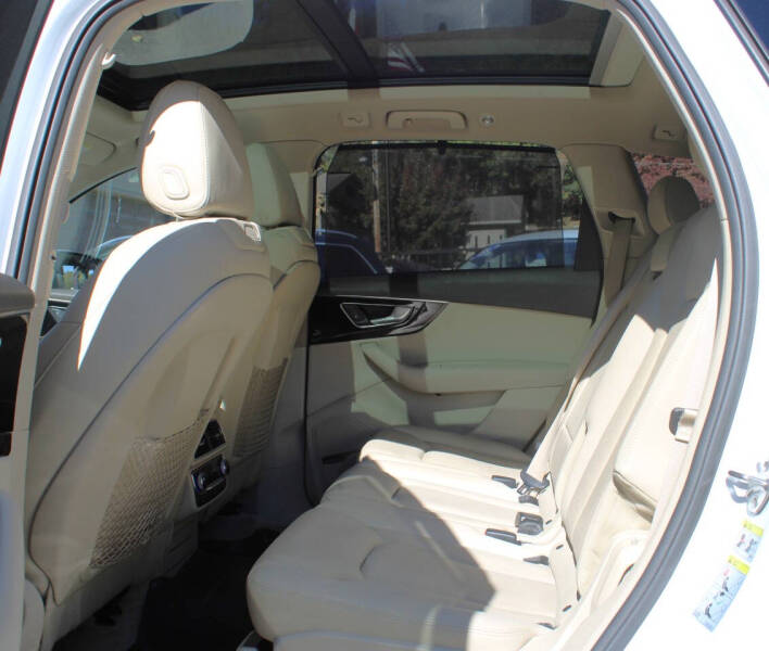 2017 Audi Q7 3.0T quattro Premium Plus