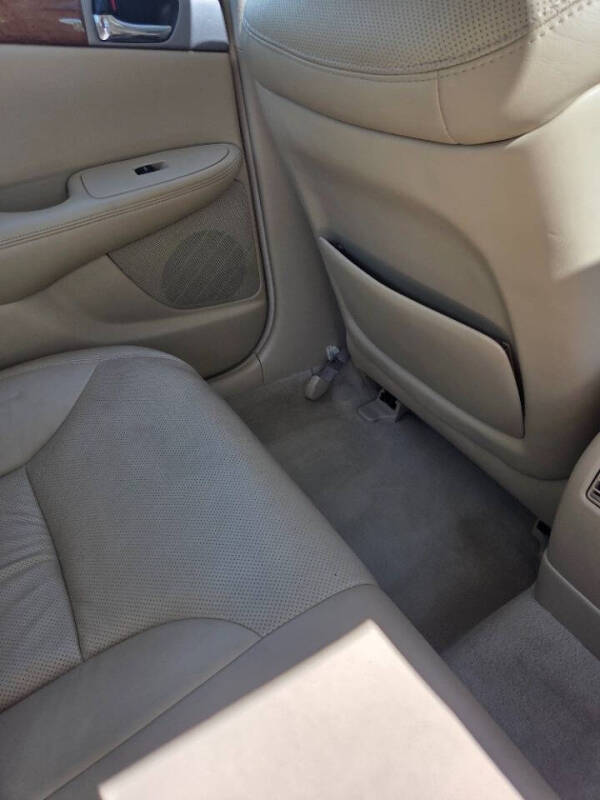 2005 Lexus ES 330