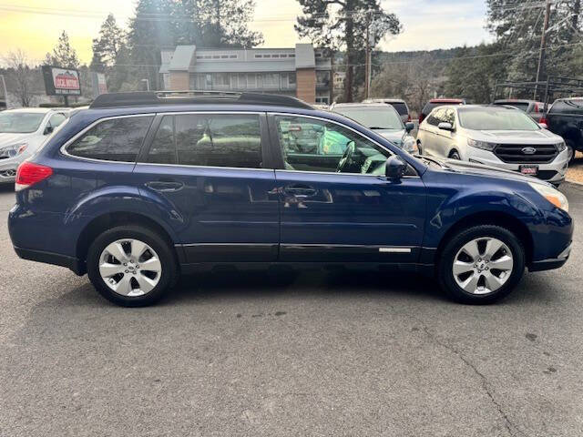 2011 Subaru Outback 2.5i Limited