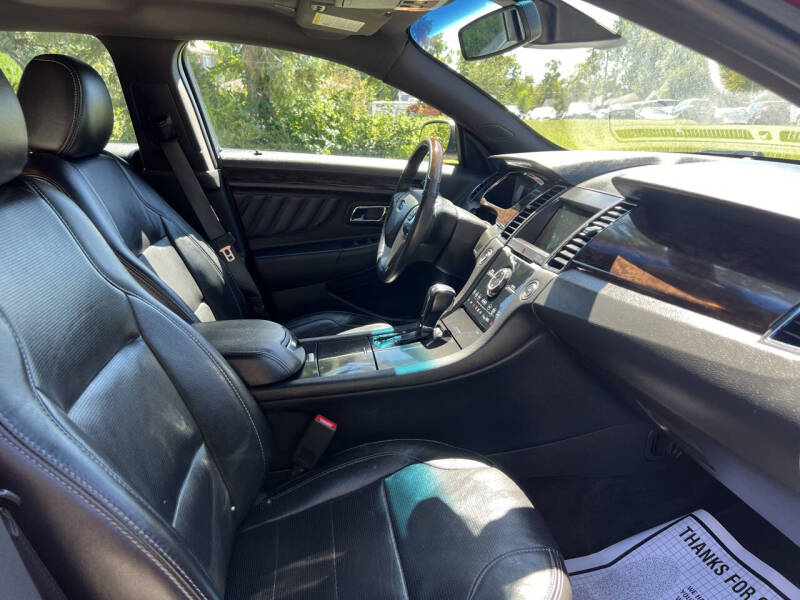 2018 Ford Taurus Limited