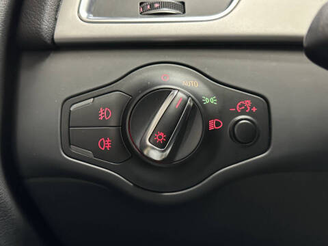 2014 Audi A4 2.0T quattro Premium Plus