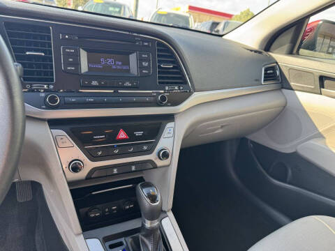 2017 Hyundai Elantra