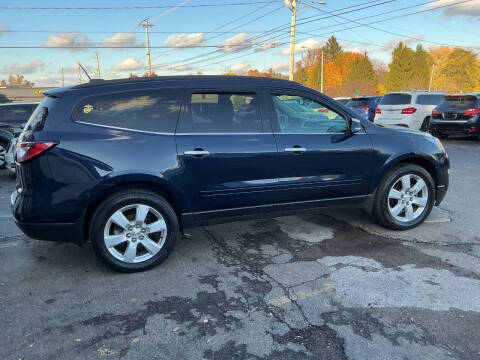 2017 Chevrolet Traverse LT
