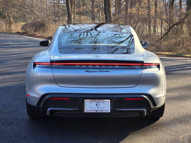 2020 Porsche Taycan Turbo