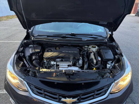 2017 Chevrolet Cruze LT Auto