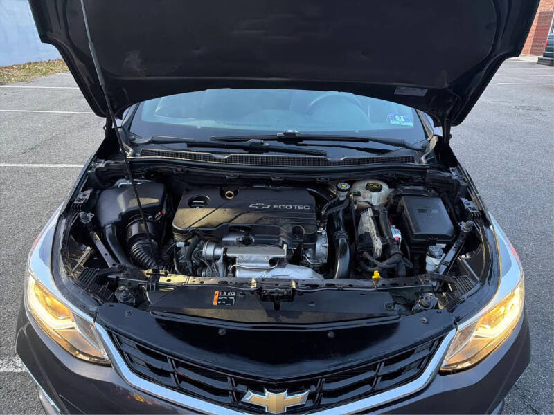 2017 Chevrolet Cruze LT Auto