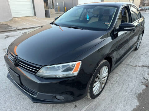 2013 Volkswagen Jetta for sale at Supreme Auto Gallery LLC in Kansas City MO