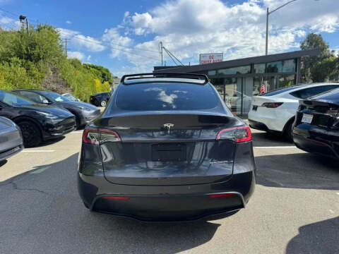 2023 Tesla Model Y Long Range