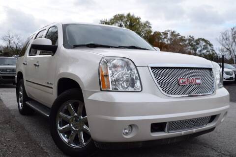 2011 GMC Yukon for sale at QUEST AUTO GROUP LLC in Redford MI