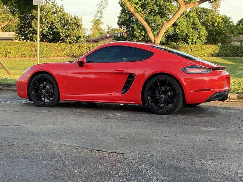 2018 Porsche 718 Cayman