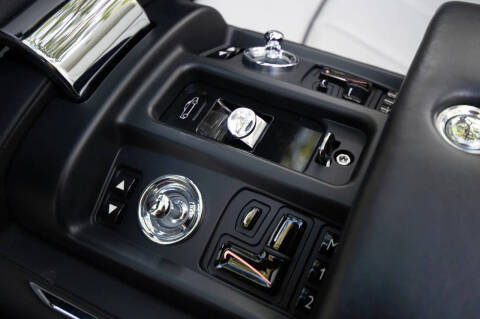 2016 Rolls-Royce Phantom Drophead Coupe