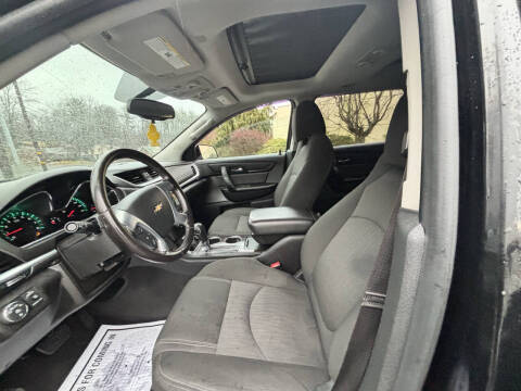 2017 Chevrolet Traverse LT