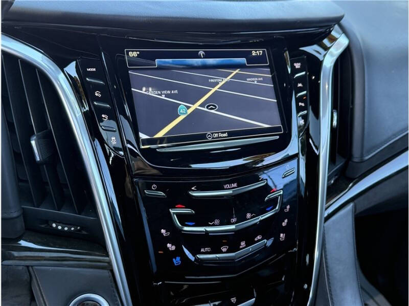 2019 Cadillac Escalade Platinum